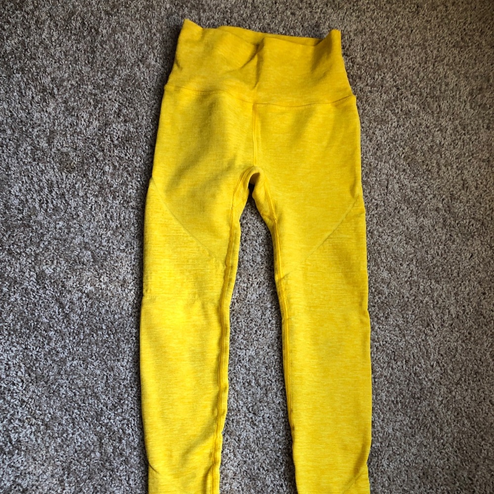 Alphalete yellow legging
